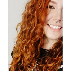 Meet your Posher, Hayley